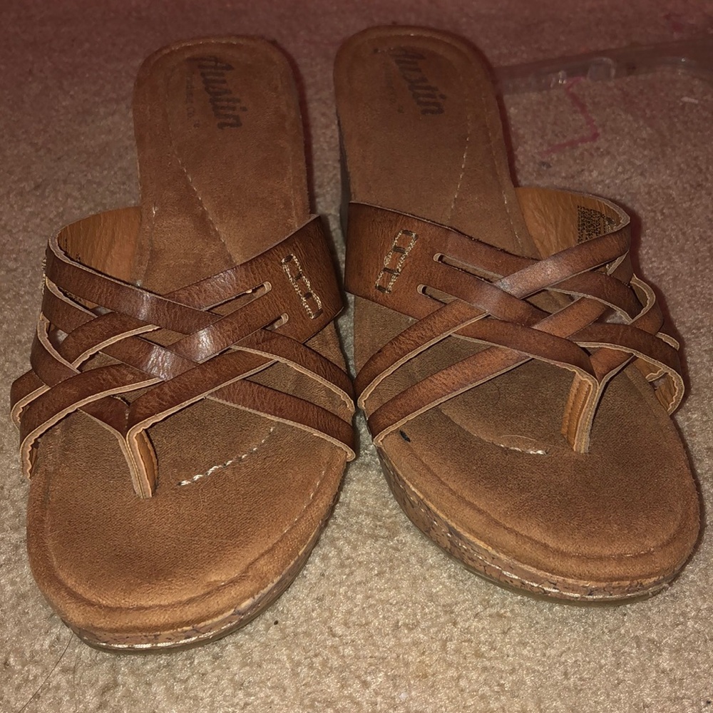 Woman’s wedges